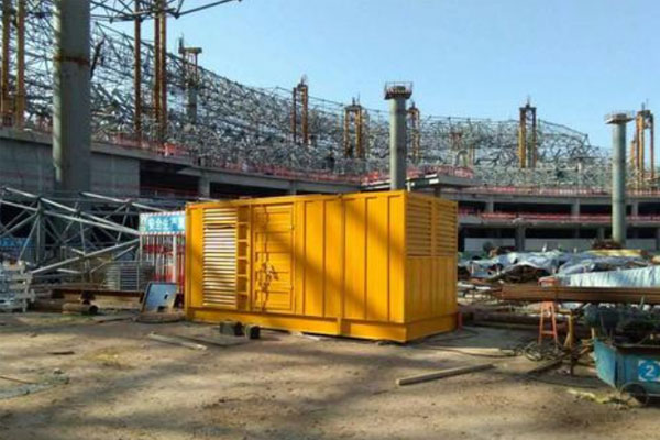 铜川发电机出租如何判断空气滤清器是否需要更换？